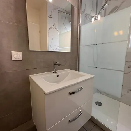 Confort & Calme - Neudorf Apartman Strasbourg